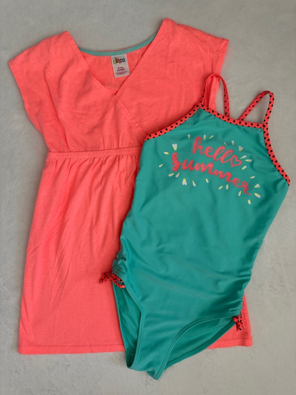 SO & Circo | Hello Summer Graphic One Piece Swimsuit & Coverup Set (M 7/8)
